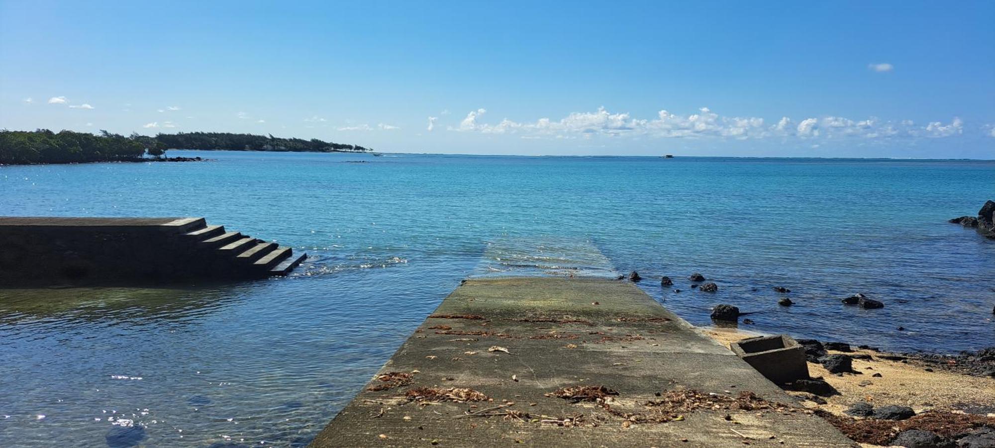 Clair De Lune - Private 2 Bedrooms Beachfront Villa Trou d'Eau Douce Esterno foto